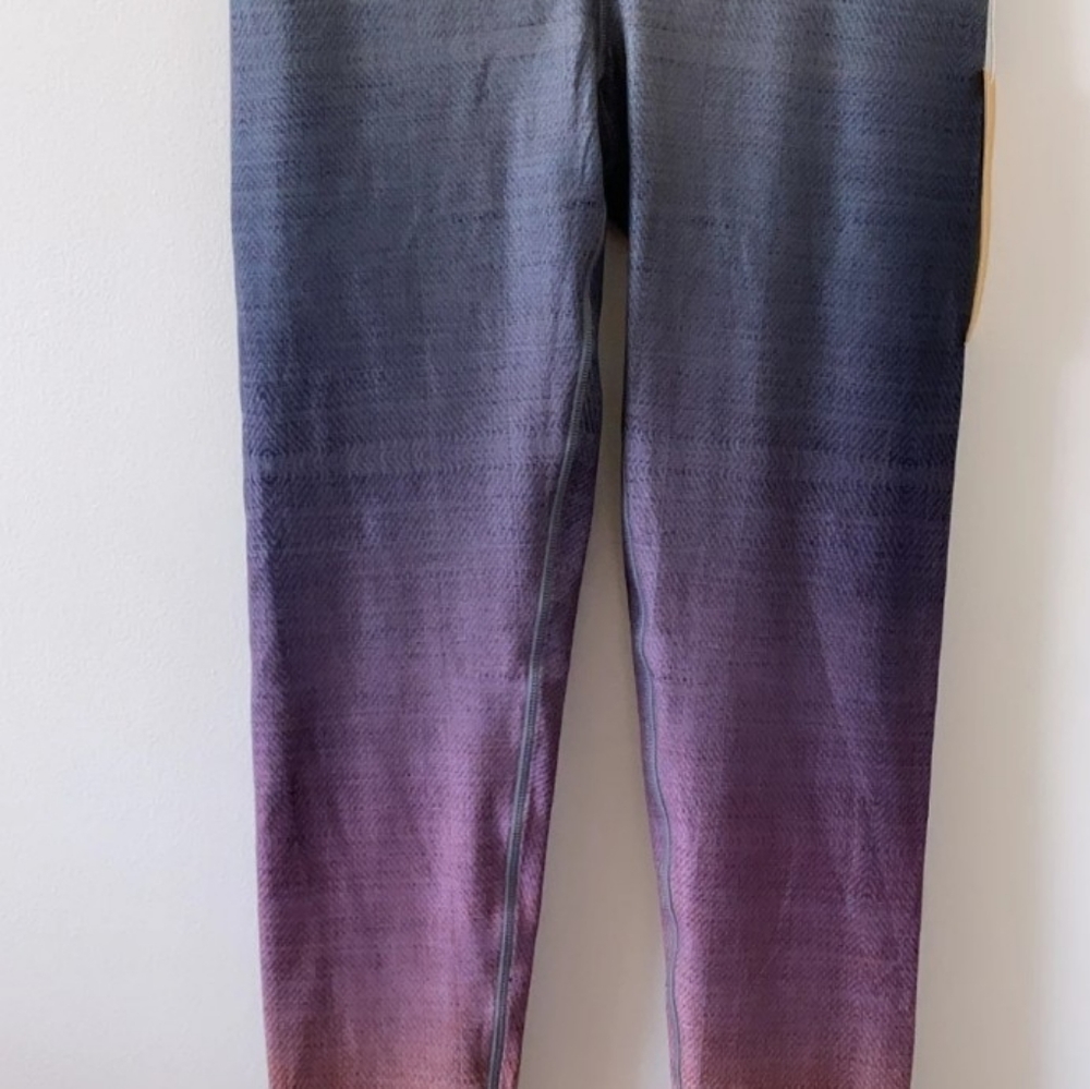 Niyama sol "Magic hour" leggings Size L brand new with tags